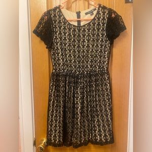 Black lace forever 21 dress